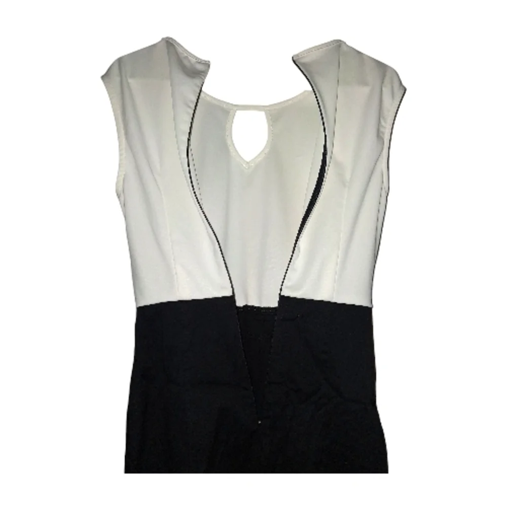 Moncler Black and White Midi Dress sz 4